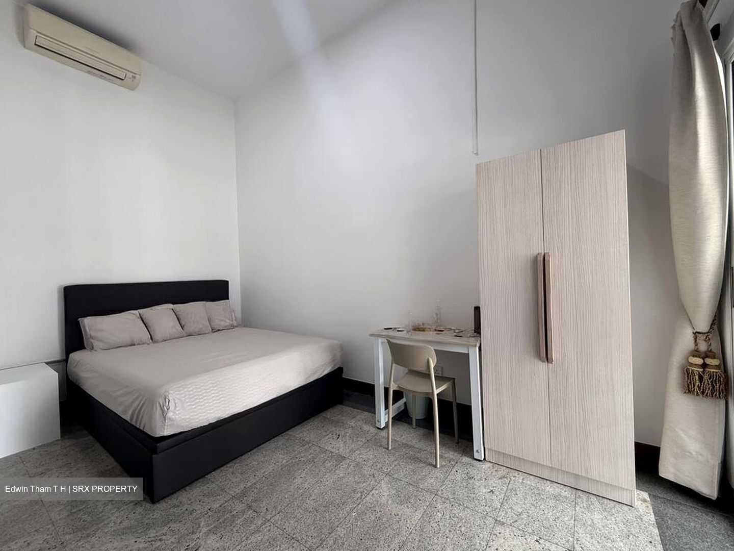 Westville (D22), Terrace #514563811